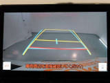 バックカメラが付いているので後方確認が非常にしやすいです。今や運転初心者も熟練者も必須装備!ついていて損はないですね♪