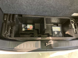 【ラゲッジルーム】実用性に優れた二段式ラゲッジル-ムでお荷物を別々に収納が可能♪♪