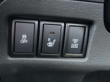 運転席のみですが、シートヒーターがついております。