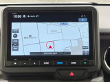 ワイド画面のナビゲーションはフルセグTV、インターナビ対応のGathers純正メモリーナビを搭載しています。Bluetoothオーディオ機能がありますので、スマートフォンなどの音楽も再生できます。