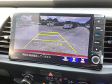 バックモニター付きで、車庫入れやバック時の後方確認をサポート。