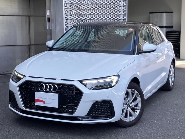 A1スポーツバック 25 TFSI アドバンスド