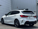 BMW Premium Selection保証では、ご購入後2年間に渡り走行距離無制限で、エンジン・ブレーキ・ミッション等のメイン部分に関しまして、万が一修理・整備が必要になりました際に部品・工賃無料にて対応いたします。