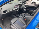 BMWを熟知したメカニックによる100項目の点検・整備を行います。不具合箇所、交換時期に達している部品に関しましては、全て当社負担で交換してからのご納車となります