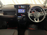今お乗りのお車の価値が気になる方は、お気軽にお声がけください。査定士の資格を持ったスタッフが、丁寧に査定いたします