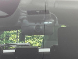 【ドライブレコーダー】ドライブレコーダー装備!走行中はもちろん、あおり運転や事故に遭遇した際、映像で記録し、万一のリスクに備えます。※記録用SDカードはお客様ご自身でご準備いただく必要があります。