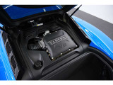 3.5L V型6気筒DOHCスーパーチャージャー、405ps/42.8kgm、全長&times;全幅&times;全高mm 4413&times;1895&times;1226mm、車両重量 1458kg