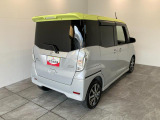 お客様にぴったりなおクルマをお選びいただけますように様々な展示車をご用意致しております!ダイハツの軽自動車だけではなく、他メーカー車やコンパクトカー・ミニバンなども数多く取り揃えております!