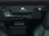ドライブレコーダー装備:車の走行中の主に外観を中心に記録する撮影機材です!交通事故発生時の責任の所在を明確にしたり、観光等を記録するのにも役立ちます!
