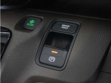 ◆オートブレーキホールド機能付き電子パーキングブレーキ◆ブレーキペダルを足から離しても停車状態を保ちます。アクセルを踏めば自動でブレーキが解除され、発進可能!