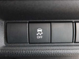 トラクションコントロールとは、すべりやすい路面での発進時や加速時にタイヤの空転を抑え、駆動力確保に貢献する機能です。詳細は販売店スタッフまでおたずねください。
