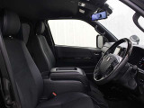 運転席廻りです。