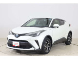 トヨタならではの「5つの安心」をセットにした『トヨタ認定中古車』です。「まるごとクリーニング」「車両検査証明書」「ロングラン保証」「エンジン内部洗浄」 「全店舗工場完備」付き。