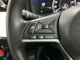 【ステアリングスイッチ】運転中に前方から目線をそらすことなくオーディオ等の操作が可能な便利機能!安心&快適なドライブを演出してくれます。