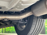 お車を安心してお乗りいただく為には、足回りの定期点検が欠かせません。サービスサポート(有償保証)では無料点検もご提供しており、安心のカーライフをお過ごしいただけるサポート体制が整っています。