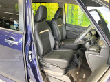 運転席シート廻りは使用感も少なく、良好な状態となっています。前オーナー様が丁寧に使っていたことがよくわかりますね。