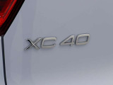 XC40エンブレム