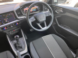 指定工場で車検までご対応可能。6ベイを完備したサービス工場を併設し、快適なAudiライフをサポートします。詳しくは0078-6002-900146中古車スタッフまで