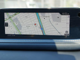 マツダコネクトの8.8インチワイドセンターディスプレイです。『Android Auto』『Apple CarPlay』や独自のコネクテッドサービスに対応したインターフェイスシステムです。