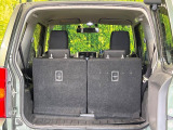 普段のお買い物や通勤、送迎等に十分な荷室スペースを確保しております。セカンドシートを倒すと、大きな荷物の積載も可能です♪
