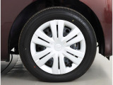 納車前に点検整備(法定12ヶ月点検又は車検整備)を実施いたします!整備代金は車両価格に含む為、追加ご請求はございません!正規ディーラーならではの確かな知識と技術で隅々までチェック!