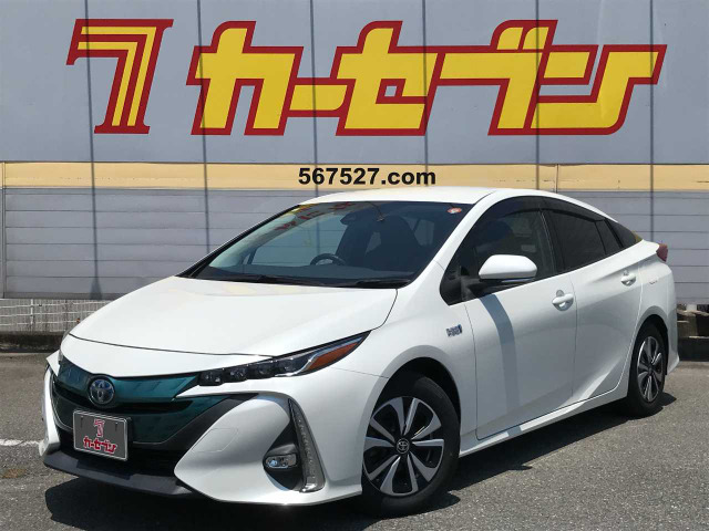 トヨタ プリウスPHV 
