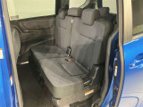 当店ではauも取り扱っております。お車と一緒にau携帯の機種変更も可能です♪また、自動車保険も取り扱っております。車の支払いと自動車保険の支払いをまとめてお支払い可能なプランもあります♪