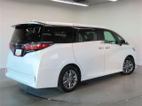 GPC(岐阜トヨタパーフェクトクリーン)施工済み!U-Carを購入する際に気になる室内のニオイや汚れを徹底的に取り除きます。もちろんボディやエンジンルーム、タイヤもピカピカに仕上げます。