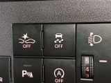 VSC(滑りやすい路面での横滑りを抑え車両の安定性を保つための機能)搭載ですが、雪道などから脱出する時はOFFすると脱出しやすくなる場合があります