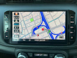 日産純正9インチメモリーナビ(MM321D-L)装備、NissanConnectサービス対応、オペレーター通話や音声対話検索、スマホアプリと連動などに対応した高機能ナビ。