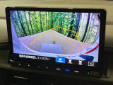 【バックカメラ】駐車時に後方がリアルタイム映像で確認できます。大型商業施設や立体駐車場での駐車時や、夜間のバック時に大活躍!運転スキルに関わらず、今や必須となった装備のひとつです!