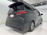 沢山乗れるのがこの車の魅力!2台で移動しないと・・・なんて時もこの車なら1台で!大活躍です♪