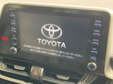 【大画面ナビ】人気の大型8インチナビを装備。存在感のある大画面はインパクト大!ナビ利用時のマップ表示は見やすく、テレビやDVDは臨場感がアップ!いつものドライブがグッと楽しくなります♪