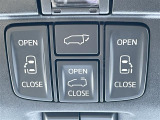 【パワーバックドア】荷物を抱えた状態でもリアゲートの開閉が可能です!お買い物時やアウトドアの際に役立ちますね。