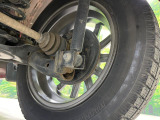 お車を安心してお乗りいただく為には、足回りの定期点検が欠かせません。サービスサポート(有償保証)では無料点検もご提供しており、安心のカーライフをお過ごしいただけるサポート体制が整っています。