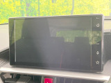 【9インチ ディスプレイオーディオ】大画面ディスプレイへお持ちのスマートフォンと連携して、ナビやbluetoothでの音楽再生が可能です♪デザインはもちろん操作性も良好!別途ナビ機能の取付可能です♪