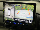 【マルチアラウンドモニター】専用のカメラにより、上から見下ろしたような視点で360度クルマの周囲を確認することができます☆死角部分も確認しやすく、狭い場所での切り返しや駐車もスムーズに行えます。