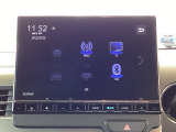 ドライブの必需品。見やすい・使いやすいHonda純正のメモリーナビを搭載しています。