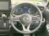 【ステアリングスイッチ】運転中、前方から目線をそらすことなく、オーディオ等の操作が可能な便利機能!安心&快適なドライブを演出してくれます♪