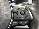 【レーダークルーズコントロール】高速道路での長距離走行が楽に!!自動で速度を保つクルーズコントロールが、衝突軽減システムと連携し、前方の車両を感知して車間を保つように速度調節してくれます!!