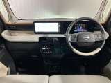 運転席の見晴らしのよさで右折時に気になる斜め方向も良く見えるので安心して運転できます