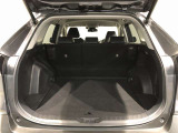 広々としたラゲージスペースを備えています。大きなものや長さのある荷物もしっかりと積み込めます。