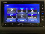 ナビゲーションはフルセグTV、インターナビ対応のGathers純正メモリーナビを搭載しています。Bluetoothオーディオ機能がありますので、スマートフォンなどの音楽も再生できます。