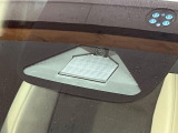 【ホンダセンシング】走行中に前方の車両等を認識し、衝突しそうな時は警報とブレーキで衝突回避と被害軽減をアシスト。より安全にドライブをお楽しみいただけます。