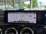 バックカメラにより駐車時の後方確認も楽にできます。