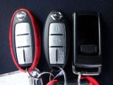 『インテリジェントキ-』機械的な鍵を使用せずに車両のドアの施錠/解錠、エンジン始動が可能なシステムです!