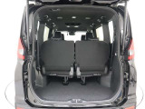 ラゲージスペースだって広々です!車種によっては床下収納やシートの折り畳み、またシートを動かして更にお荷物積めちゃいます♪