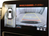 バックガイドモニターで、後方を確認しながら安心して駐車することができます。運転初心者も熟練者も必須の機能ですよ!