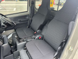 大事な人を乗せることが多い助手席です!安全運転を心がけましょう。