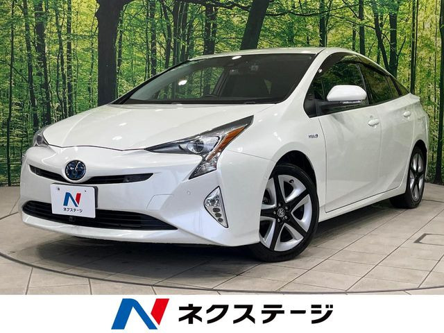 トヨタ プリウス 
